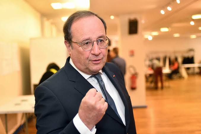 Départ de la MONUSCO : Remettre en cause la présence de cette force « serait faire le jeu des groupes qui se livrent à des prédations insupportables » (François Hollande)