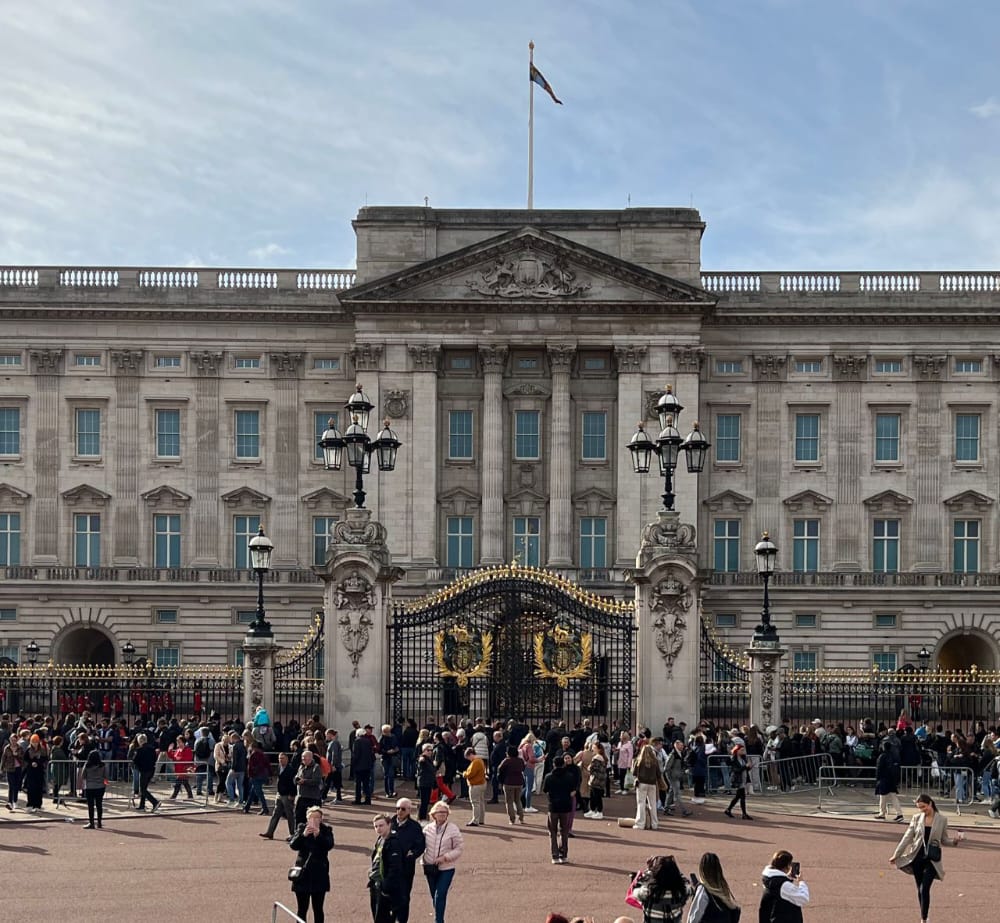 Coopération RDC-UK : Tête-à-tête Tshisekedi et le Roi Charles III au palais de Buckingham à Londres